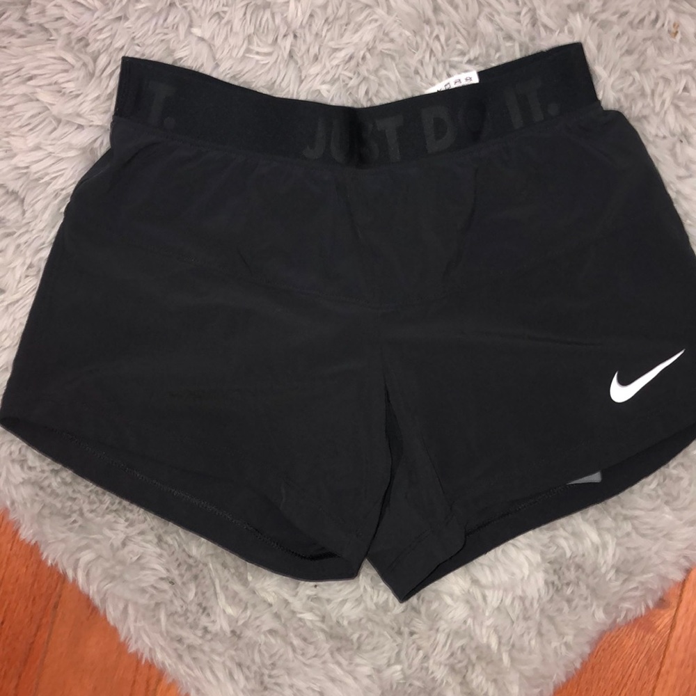 Women’s Nike running shorts size XS